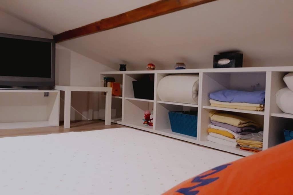 Appartement Avec Mezzanine Et Terrasse *